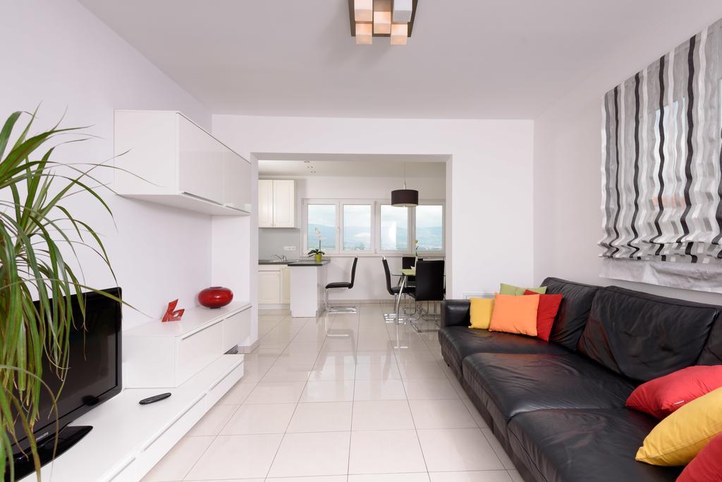 Apartments Salona Trogir Exterior photo